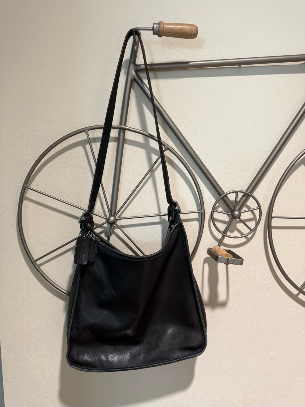 Vintage Coach Black Glovetanned Leather Shoulder Crossbody Bag 90’s